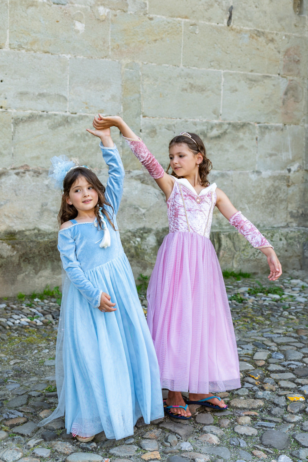 Velvety Soft Sisters Forever Princess (Size 3-4)