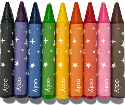 Carry Along! Coloring Book and Crayon Set - Unicorn Pals - Set of 9 Crayons